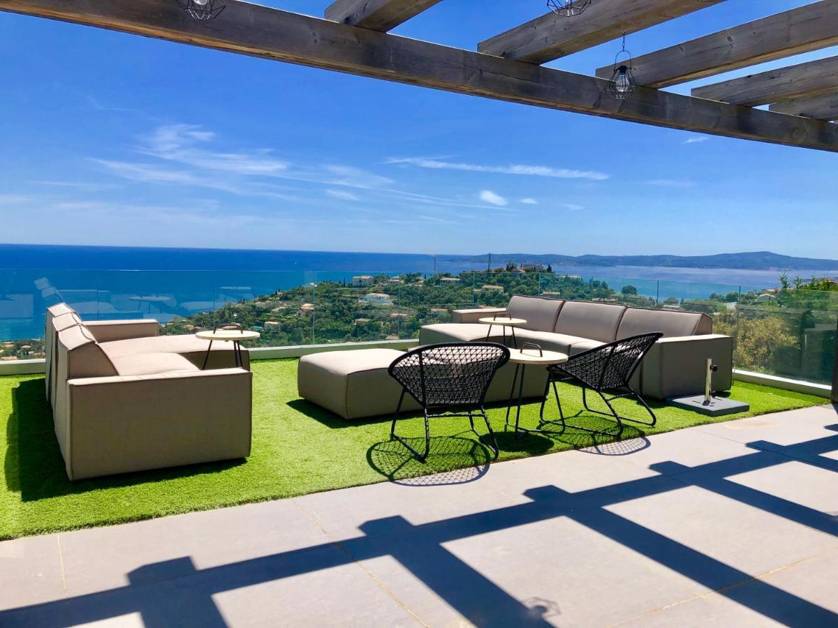فيلا Vue Panoramique Sur La Baie De St Tropez لي إيسامبر المظهر الخارجي الصورة